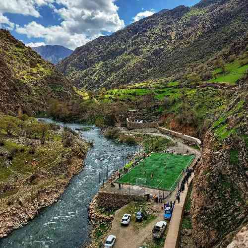 محمدرضا عبدلی ای عزیزم همه چیزم بی تو چون برگ پاییزم